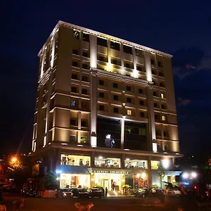 De Sovrani Hotel 4*