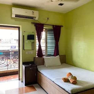 Guest house Laxmi Guest House *