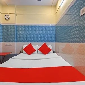 Oyo Flagship 10471 Samrat Palace 3* Kolkata