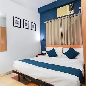 Goroomgo Giriraj Hub Near Vip Market Naskarhat 3* Kolkata