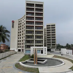 The Xen Suites, Airport Hotel