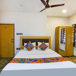 Fabhotel Krishna I - Nr Birla Industrial & Tech Museum Kolkata