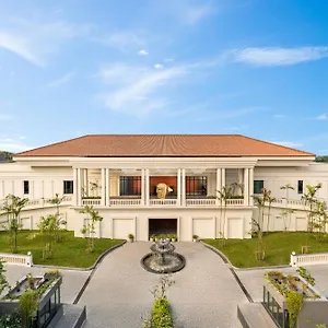 Taj Taal Kutir Hotel 5*