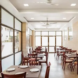 Guest house Indus Residency