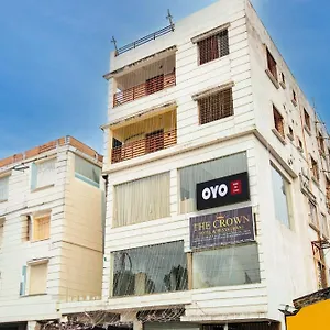 Super O The Crown Hotel Kolkata