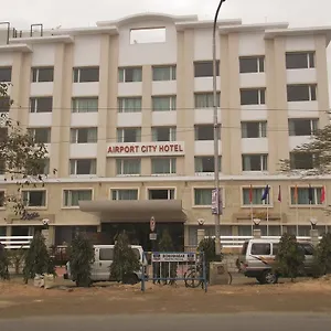 Hotel Airport 3*