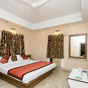 Hotel Oyo 9129 Garia Nagtala