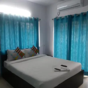Galaxy House 2* Kolkata