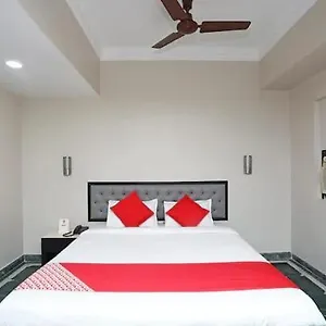 Hotel Punjab Bhavan *