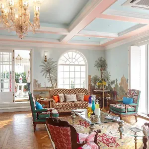 The Glenburn Penthouse 2*