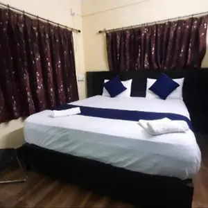 Salt Lake Palace Kolkata: Spacious Ac Near Dum Dum Park Hotel