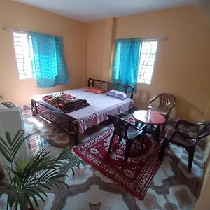 Ghosh Homestay *