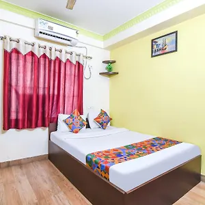 Fabhotel Sunflower