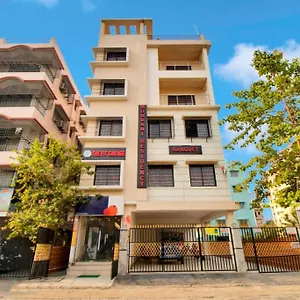Growval Residency Hotel New Town
