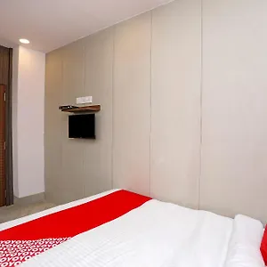 Hotel O Kombo