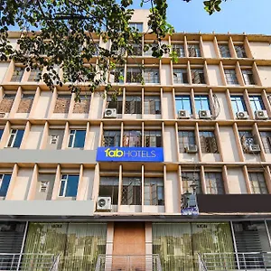 Hotel Fabhotel Royal Park - Nr Eden Garden Stadium Kolkata