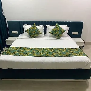 Handpicked Aashiyana-emerald Apartment