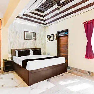 O Lenin Sarani Hotel
