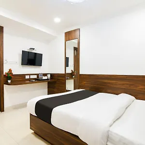 Hotel Super O Eminent 3*