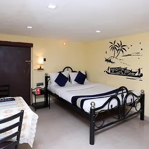 Hotel Super Collection O Church View Near St. Thomas's Church Kolkata