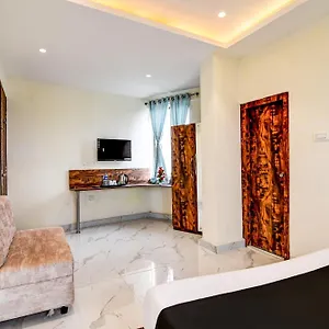 Collection O The Hastings Club 4*