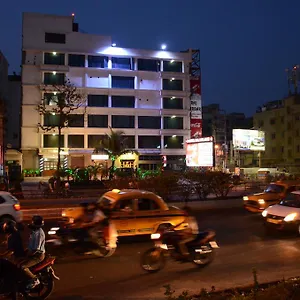 Hotel Fabhotel Raj Darbar 3*