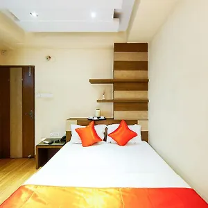 Zo Ajc Bose Road Hotel 3*