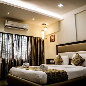 The Majestic Hotel 3*