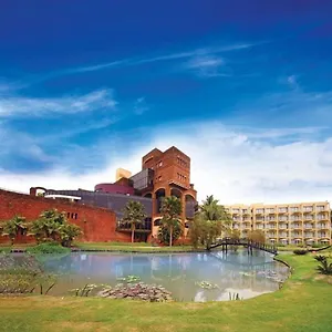 Resort The Ffort 4*